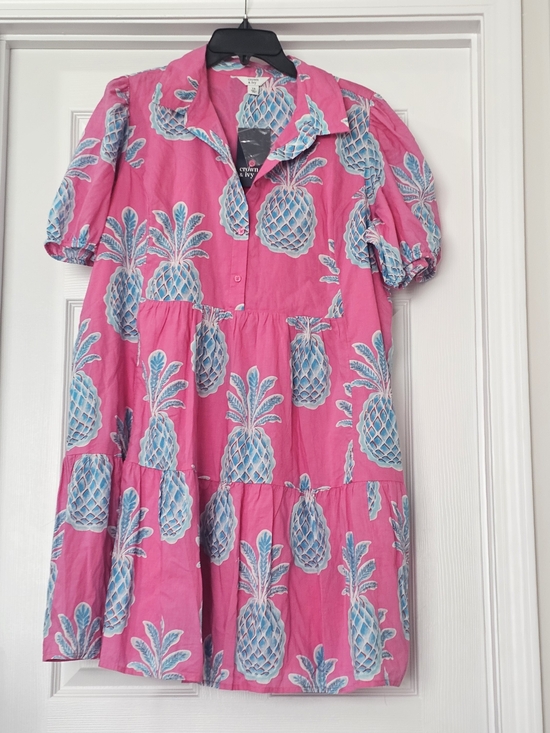 crown & ivy Dresses & Skirts - crown & ivy Pink Mini Dress with Blue Pineapple Print Playful Whimsical{Bx20}